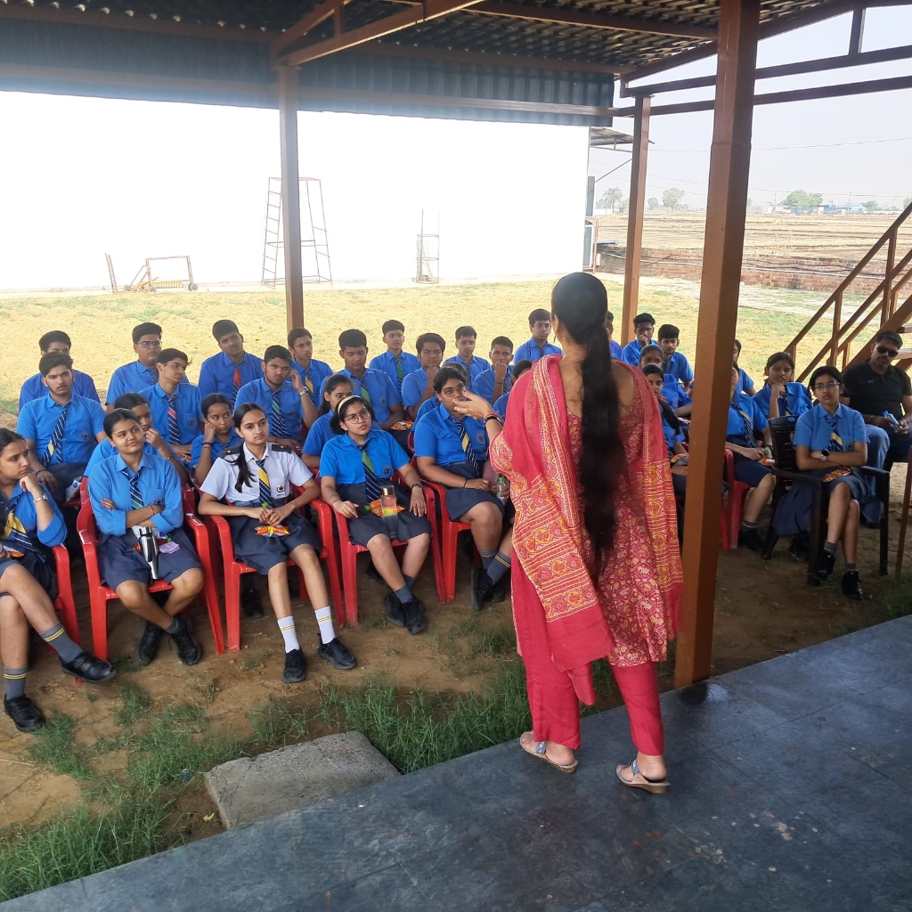 Dr. Sonia Dahiya giving a lecture to students